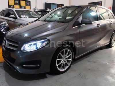 Mercedes B200