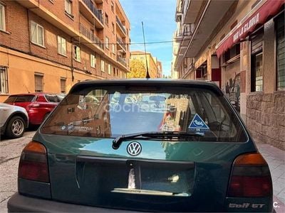 Usado VW Golf III GT 100 CV (73 kW) 1996 Verde Berlina