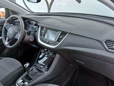 Usado Opel Grandland X Selective 130 CV (95 kW) 2019 Negro SUV