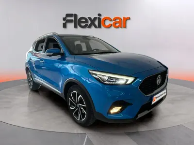 Usado MG ZS Luxury 111 CV (81 kW) 2023 Azul SUV