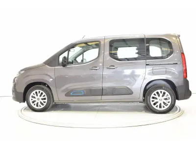 Usado Citroën Berlingo Feel 100 kW (136 CV) 2023 Gris Monovolumen