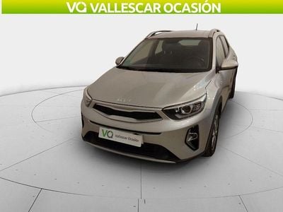 Gris Usado 2022 Kia Stonic SUV | 15.500 € (Precio justo)