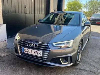Usado Audi A4 S-Line 150 CV (110 kW) 2019 Gris Berlina