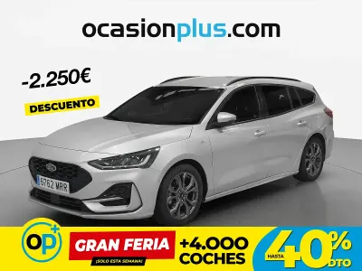 Usado Ford Focus ST-Line 155 CV (114 kW) 2024 Gris Familiar