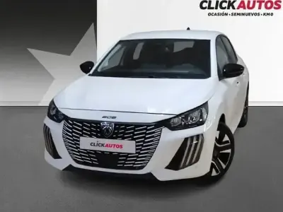 Usado Peugeot 208 Allure 100 CV (73 kW) 2025 Negro Utilitario