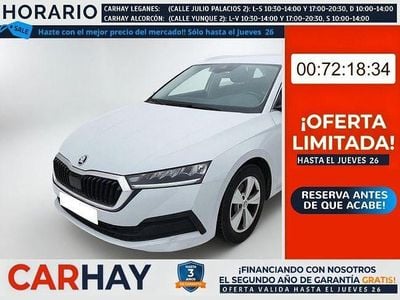 Usado Skoda Octavia 110 CV (80 kW) 2021 Blanco Familiar