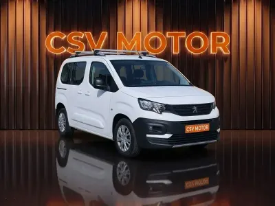 Usado Peugeot Rifter Business-Line 102 CV (75 kW) 2023 Blanco Monovolumen