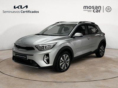 Usado Kia Stonic 101 CV (74 kW) 2024 Gris SUV