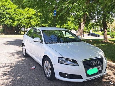 Usado Audi A3 Attraction 125 CV (91 kW) 2009 Blanco Utilitario
