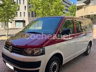 Usado VW T5 140 CV (102 kW) 2013 Rojo Van