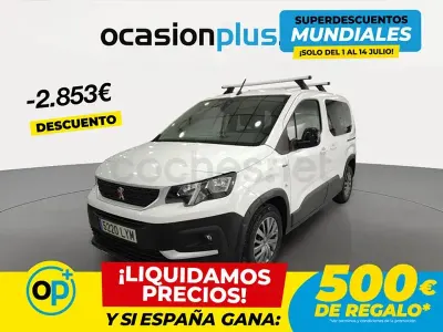 Usado Peugeot Rifter Style 110 CV (80 kW) 2022 Blanco Monovolumen