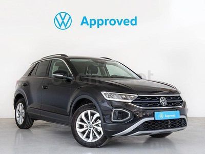 Begagnad VW T-Roc Life 110 HK (80 kW) 2022 Svart SUV