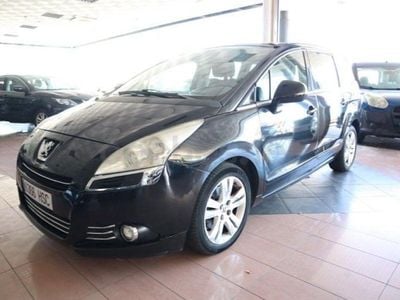 Usado Peugeot 5008 Active 150 CV (110 kW) 2013 Negro Monovolumen