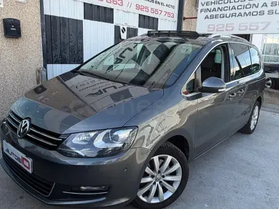Usado VW Sharan Advance 177 CV (130 kW) 2015 Gris / plata Monovolumen