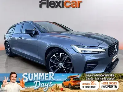 Usado Volvo V60 Momentum 197 CV (144 kW) 2021 Gris Familiar