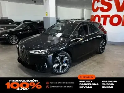 Begagnad BMW iX 239 kW (326 HK) 2023 Svart SUV