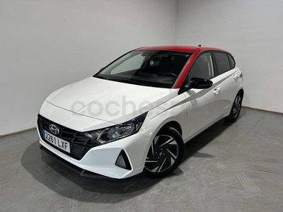 Begagnad Hyundai i20 84 HK (61 kW) 2022 Vit Halvkombi