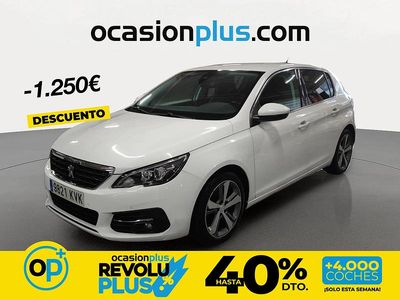 Usado Peugeot 308 Allure 130 CV (95 kW) 2019 Blanco