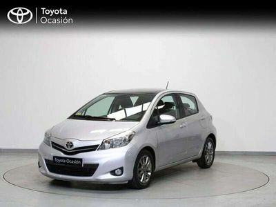 usado Toyota Yaris 1.4D 90d Active + pack cool