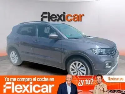 Usado VW T-Cross Advance 110 CV (80 kW) 2023 Gris SUV