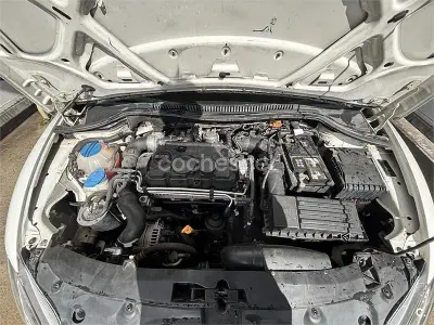 Usado Seat Leon Sport 105 CV (77 kW) 2008 Blanco Utilitario