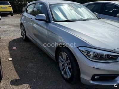 Usado BMW 118 Comfort Edition 150 CV (110 kW) 2018 Gris / plata Utilitario