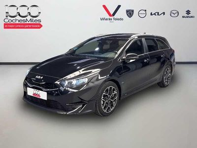 Usado Kia Ceed 100 CV (73 kW) 2025 Negro Utilitario