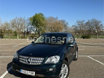 Usado Mercedes ML320 224 CV (164 kW) 2006 Verde SUV