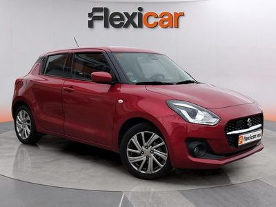 Usado Suzuki Swift 83 CV (61 kW) 2021 Rojo Utilitario