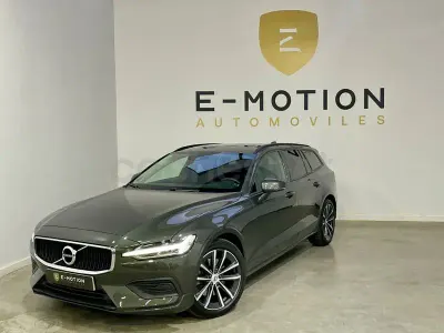 Usado Volvo V60 Ultimate 197 CV (144 kW) 2022 Gris / plata Familiar