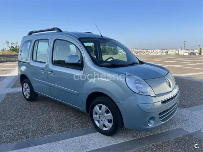 Usado Renault Kangoo Expression 85 CV (62 kW) 2011 Azul Monovolumen