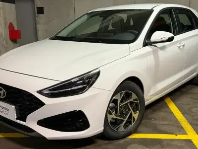 Nuevo Hyundai i30 100 CV (73 kW) 2025 Otro Berlina