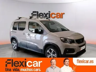 Begagnad Peugeot Rifter Allure 130 HK (95 kW) 2019 Vit Minibuss
