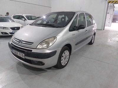 Usado Citroën Xsara Picasso 92 CV (67 kW) 2006 Gris Monovolumen