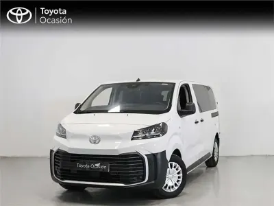Usado Toyota Proace 144 CV (105 kW) 2025 Blanco Monovolumen