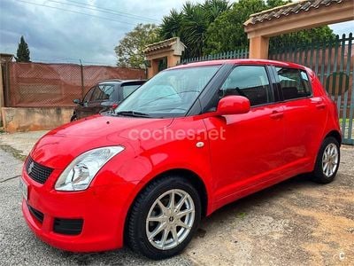 Usado Suzuki Swift GLX 92 CV (67 kW) 2008 Rojo Utilitario