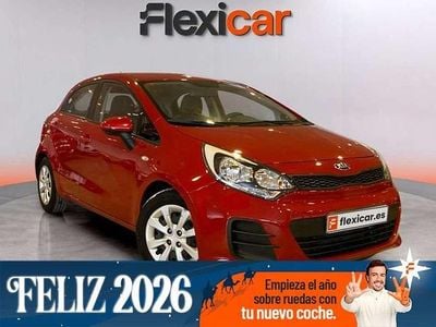 Rojo Usado 2016 Kia Rio Utilitario | 8290 € (Buen precio)