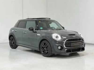 Usado Mini Cooper SD 170 CV (125 kW) 2018 Gris / plata Utilitario