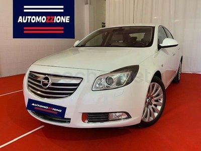 Usado Opel Insignia Cosmo 160 CV (117 kW) 2010 Blanco Berlina