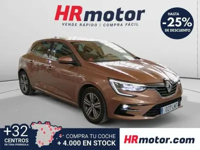 Usado Renault Mégane Zen 116 CV (85 kW) 2021 Marrón Utilitario