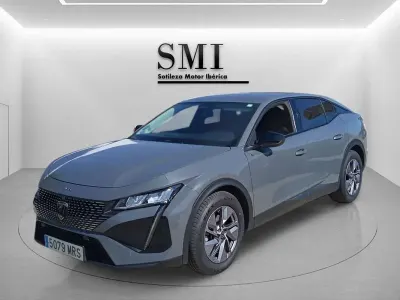 Usado Peugeot 408 Allure 136 CV (100 kW) 2024 Gris SUV
