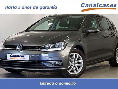 Usado VW Golf VII Advance 125 CV (91 kW) 2018 Gris Utilitario