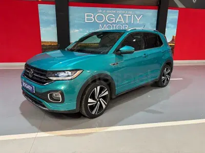 Usado VW T-Cross Sportline 110 CV (80 kW) 2022 Azul SUV