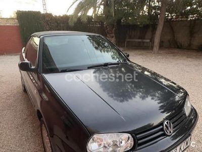 Negro Usado 2001 VW Golf Cabriolet Highline Descapotable | 3200 €