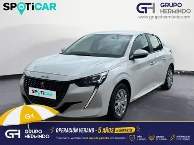 Usado Peugeot 208 Active 100 CV (73 kW) 2022 Blanco Utilitario