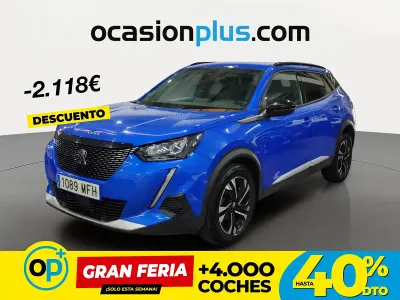 Usado Peugeot 2008 Allure 100 CV (73 kW) 2023 Azul SUV