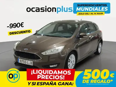 Usado Ford Focus Trend+ 125 CV (91 kW) 2020 Marrón