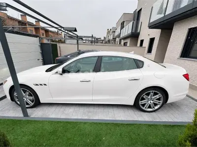 Usado Maserati Quattroporte 530 CV (389 kW) 2016 Negro Berlina