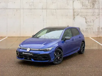 Usado VW Golf VIII Black Edition 333 CV (244 kW) 2025 Azul Berlina