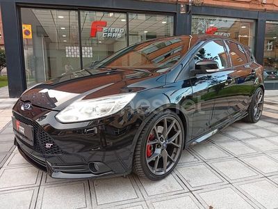 Usado Ford Focus ST 250 CV (183 kW) 2012 Negro Berlina